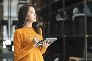 仕事への姿勢も見られてる（写真:iStock）