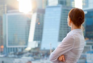 一度立ち止まってみて（写真:iStock）