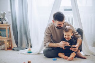 子育て優先ですから（写真:iStock）