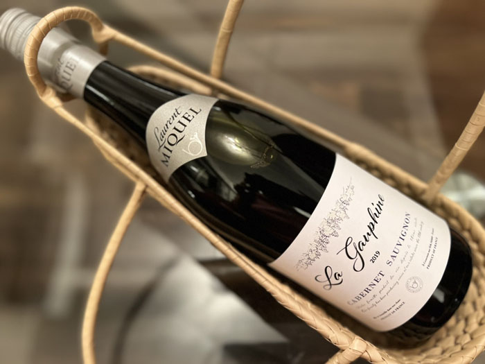 こちらは前回ご紹介した神旨な赤ワイン『La Gauphioe Cabernet Sauvignon（ラ・ゴフィーヌ・カベルネ・ソーヴィニヨン）』（税込み1529円）。成城石井で購入！（写真:市野瀬瞳）