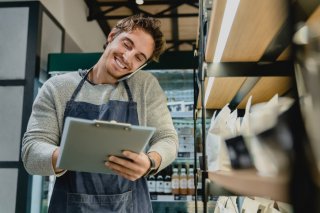 話しかけてみたいけど…（写真:iStock）