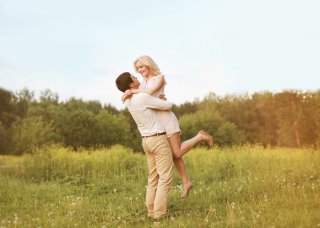 「付き合いましょう」「そうですね」が欲しい（写真:iStock）