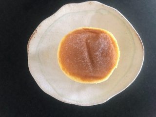 冷たいのにホットケーキとは、これいかに（C）コクハク