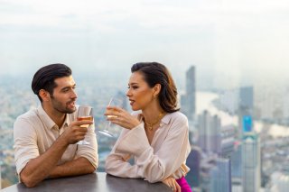 2人きりで会うこと＝浮気（写真:iStock）