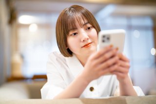 年上女性にいいねする心理（写真:iStock）