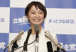 現在はママタレとしてこつこつと（C）日刊ゲンダイ