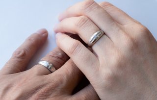 結婚指輪の支払い、どっち!? 左薬指を見るたびにモヤっとするのは嫌…