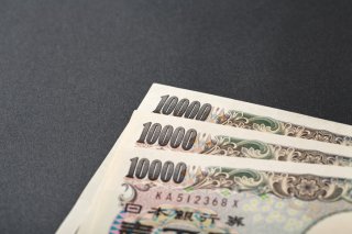 使用済みパンツで月3万円（写真:iStock）