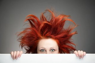 寝癖で爆発ヘアに！（写真:iStock）