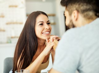 会ってくれてありがとう（写真:iStock）