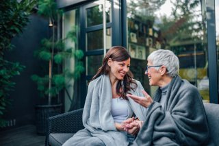 何度でも聞いてあげよう（写真:iStock）