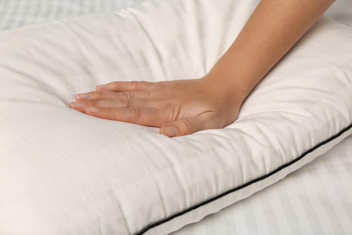自分に合った枕を使おう（写真:iStock）