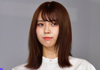 欅坂46から8年グループを支えた功労者・小林／（C）日刊ゲンダイ