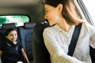 子供の「ナイショっていわれたんだった…」にピン！（写真:iStock）