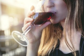 飲み過ぎは絶対だめ！！（写真:iStock）