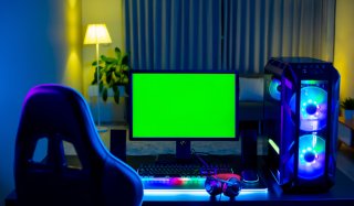 ゲーミングPCをセッティングしてほしい（写真:iStock）