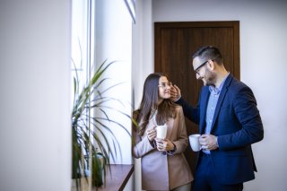 いちゃついてるなーと思っても…（写真:iStock）