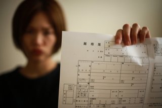 妻から離婚届が（写真:iStock）