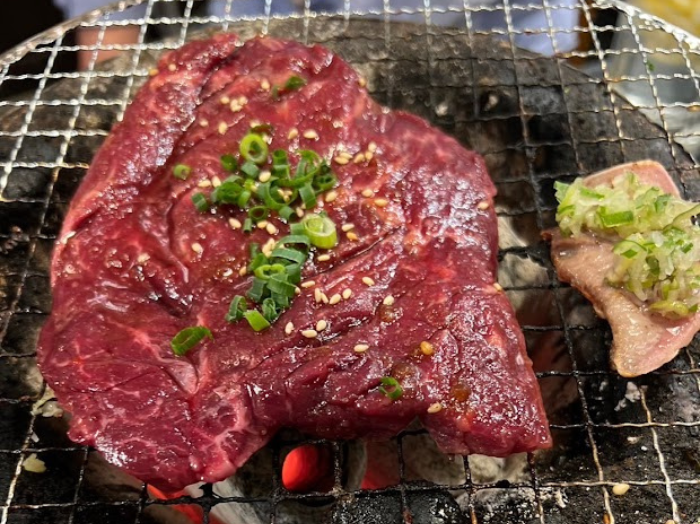 せっかくのお肉なのに…（C）コクハク