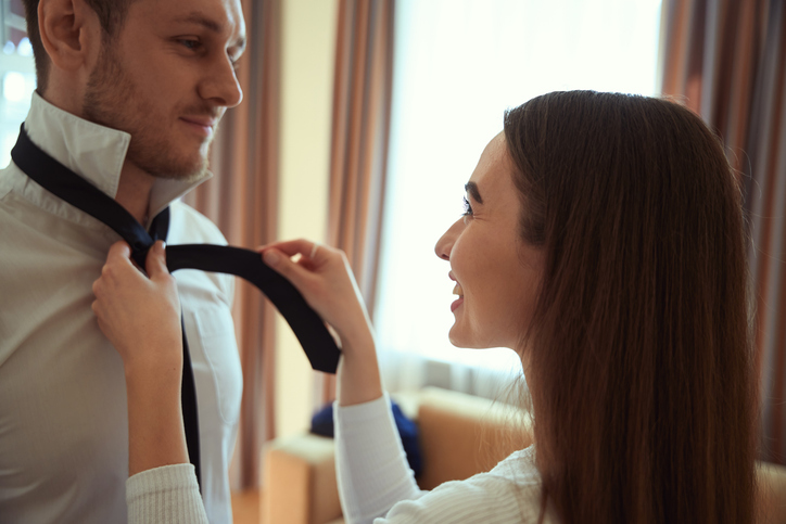 女は男に尽くしてなんぼ！（写真:iStock）