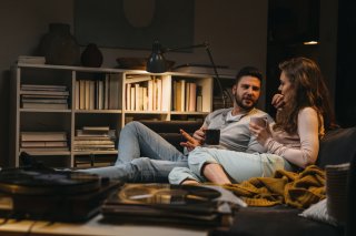 え？ この曲が、高校時代？（写真:iStock）