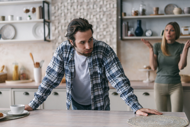 同居の話かあ…（写真:iStock）