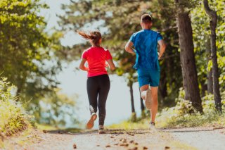 体を動かす習慣を！（写真:iStock）