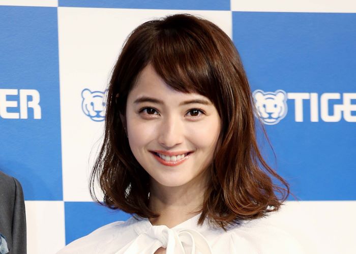 佐々木希が「メンタル最強」よりレベチなもの。それは、夫の不倫も職人トラブルもナシにする鈍感力