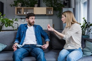 くだらない欲に巻き込まないで（写真:iStock）