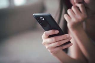 新しい彼女できたの？（写真:iStock）