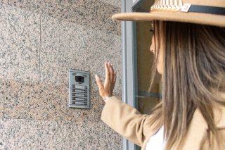 怖がらせてしまった（写真:iStock）