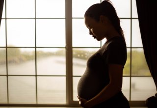 仕事を辞めなければ…（写真:iStock）