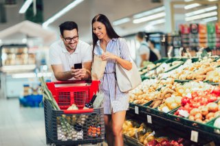 一緒に買い物も◎（写真:iStock）