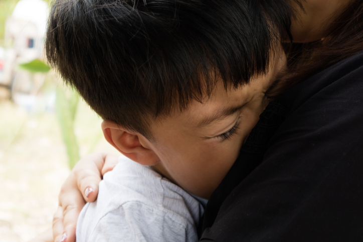 我が子を抱きしめたそのあとに（写真:iStock）