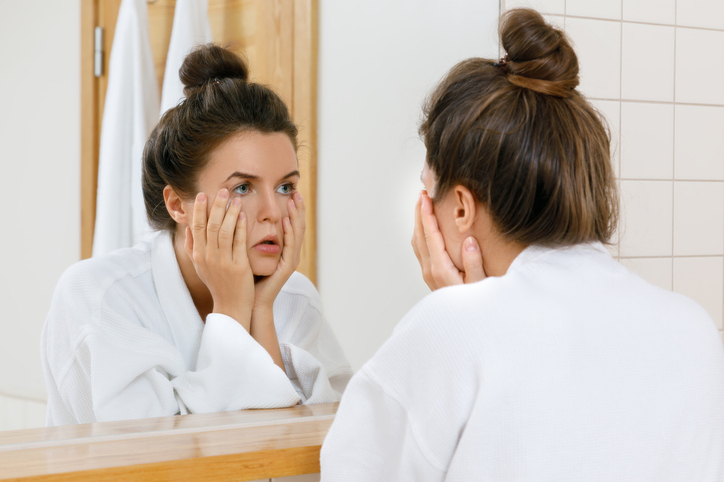 顔色、悪っ！（写真:iStock）