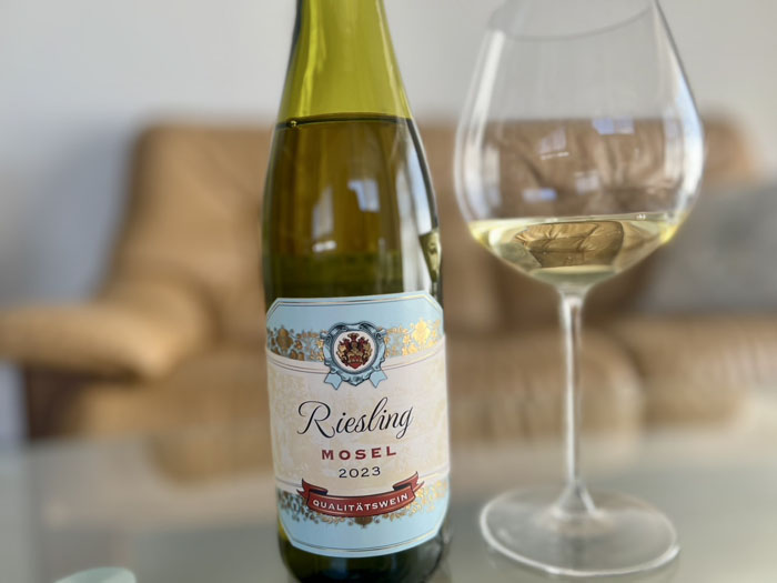 『Riesling MOSEL（EKW モーゼル リースリング）』1,337円・税込み