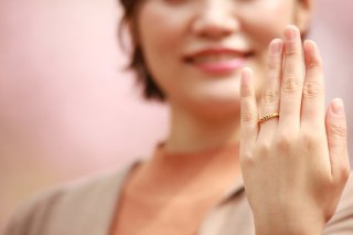 婚約しました（写真:iStock）