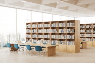 図書館で読書するなら無料だよ（写真:iStock）
