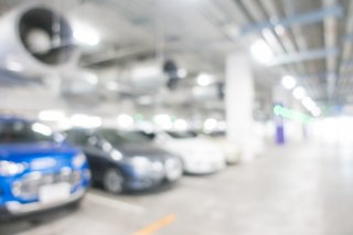人目につかないように（写真:iStock）