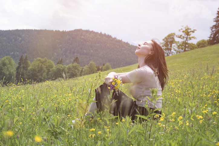 自分の生活を充実させる方が先（写真:iStock）