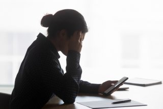 どんどん貯金が減っていく（写真:iStock）