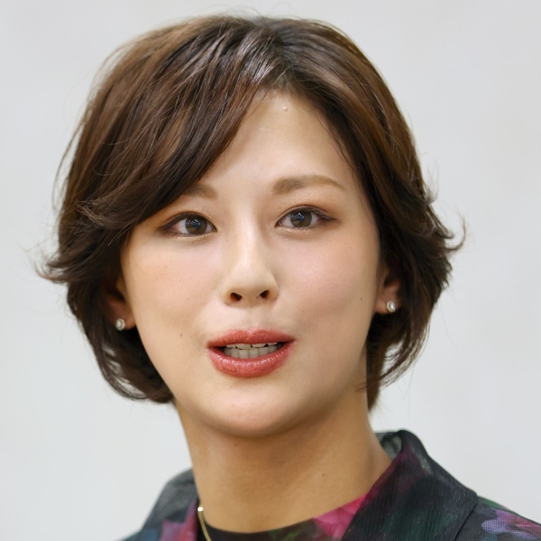 西内まりや（Ｃ）日刊ゲンダイ