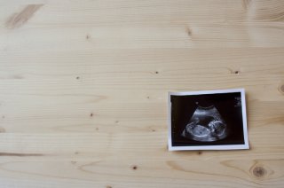 初孫、爆誕！（写真:iStock）