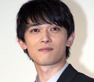 国宝級・吉沢亮が帰ってきた！ 孤高→柔和なイケメンにチェンジ。手越祐也ら“やらかし男子”たちのその後
