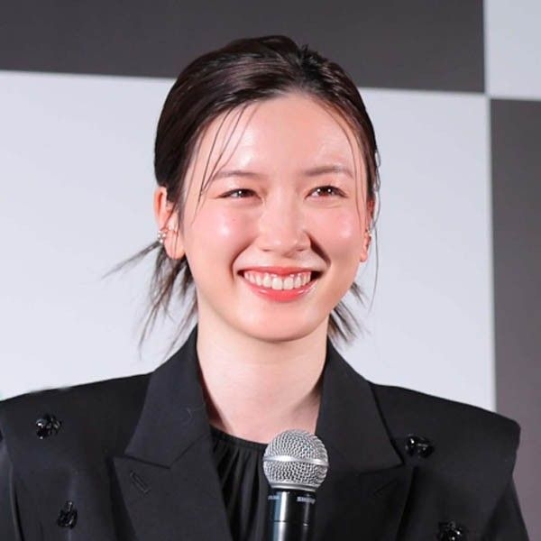 永野芽郁（Ｃ）日刊ゲンダイ