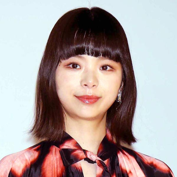 趣里（Ｃ）日刊ゲンダイ