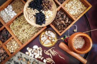 漢方で体質改善（写真:iStock）