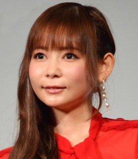 中川翔子「Switch2転売購入疑惑」を否定も火に油…過去の海賊版グッズ着用報道、ダブスタ癖もアダに