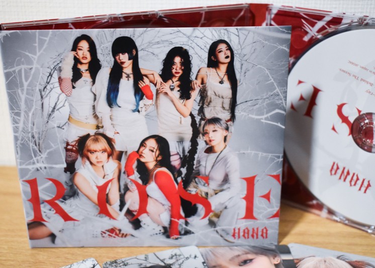 HANAのCD「ROSE」（写真：著者撮影／無断転載禁止）