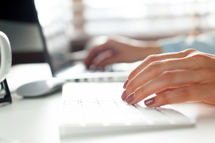 半信半疑だけど…（写真:iStock）